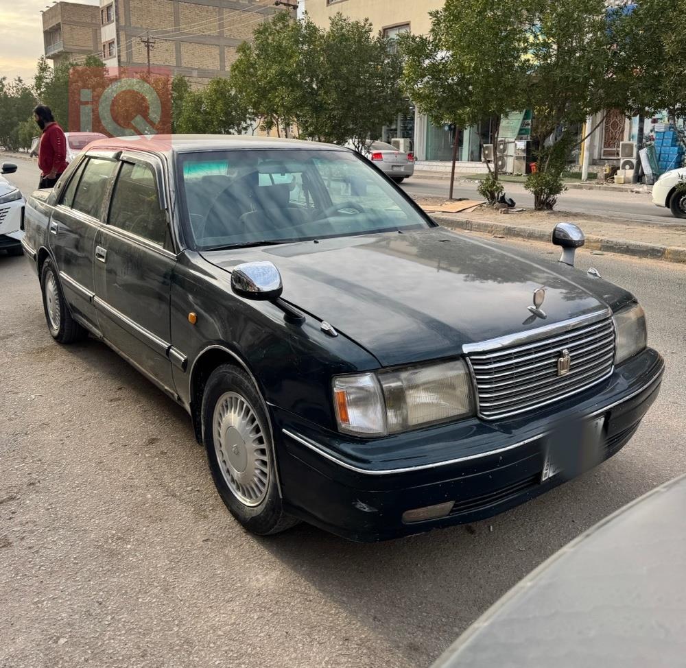 تويوتا كراون